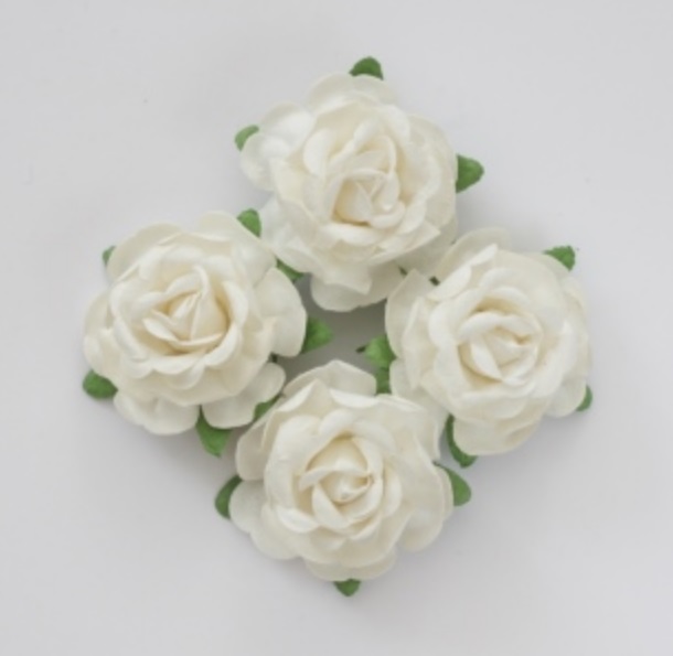 Цветы бумажные для скрапбукинга и декора розы белые 