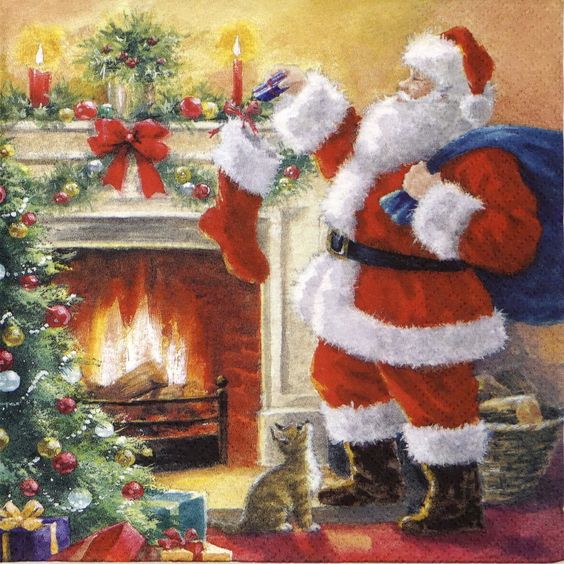 Салфетка для декупажа новогодняя Санта с подарками у камина