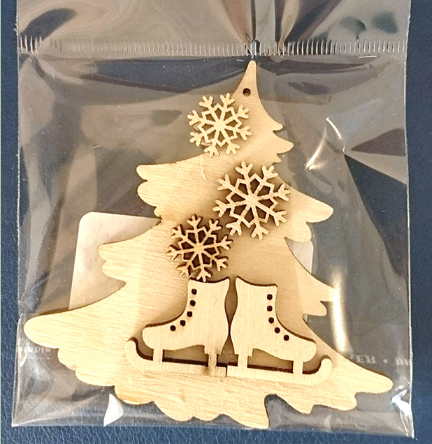 Набор плоских фигурок Новогодняя елка, коньки, снежинки, лазерные вырубки из фанеры 